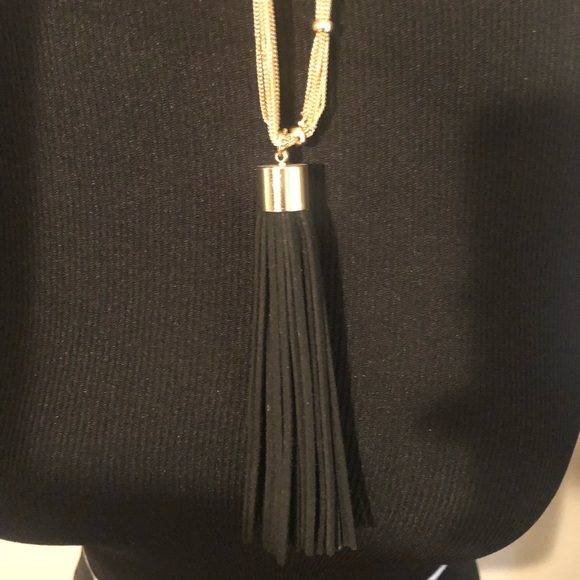Black and gold tassel necklace- costume jewelry - Picture 2 of 3